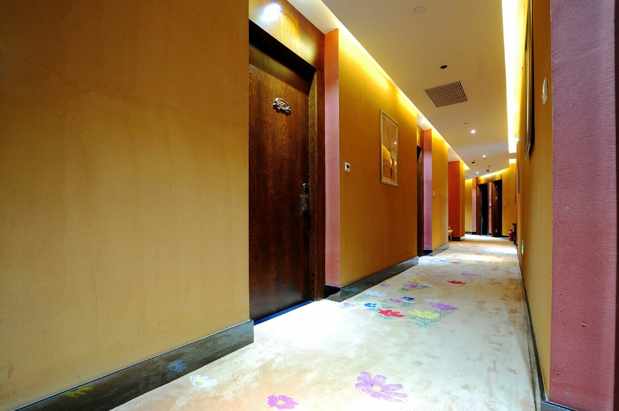 Shanghai Chi Chen Boutique Hotel Exterior photo